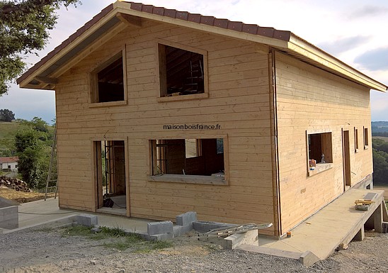 maison bois étage 3 chambres
